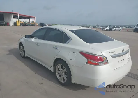 2013 Nissan Altima 2.5 Sv z USA, uszkodzony, nr VIN 1N4AL3AP8DN496446